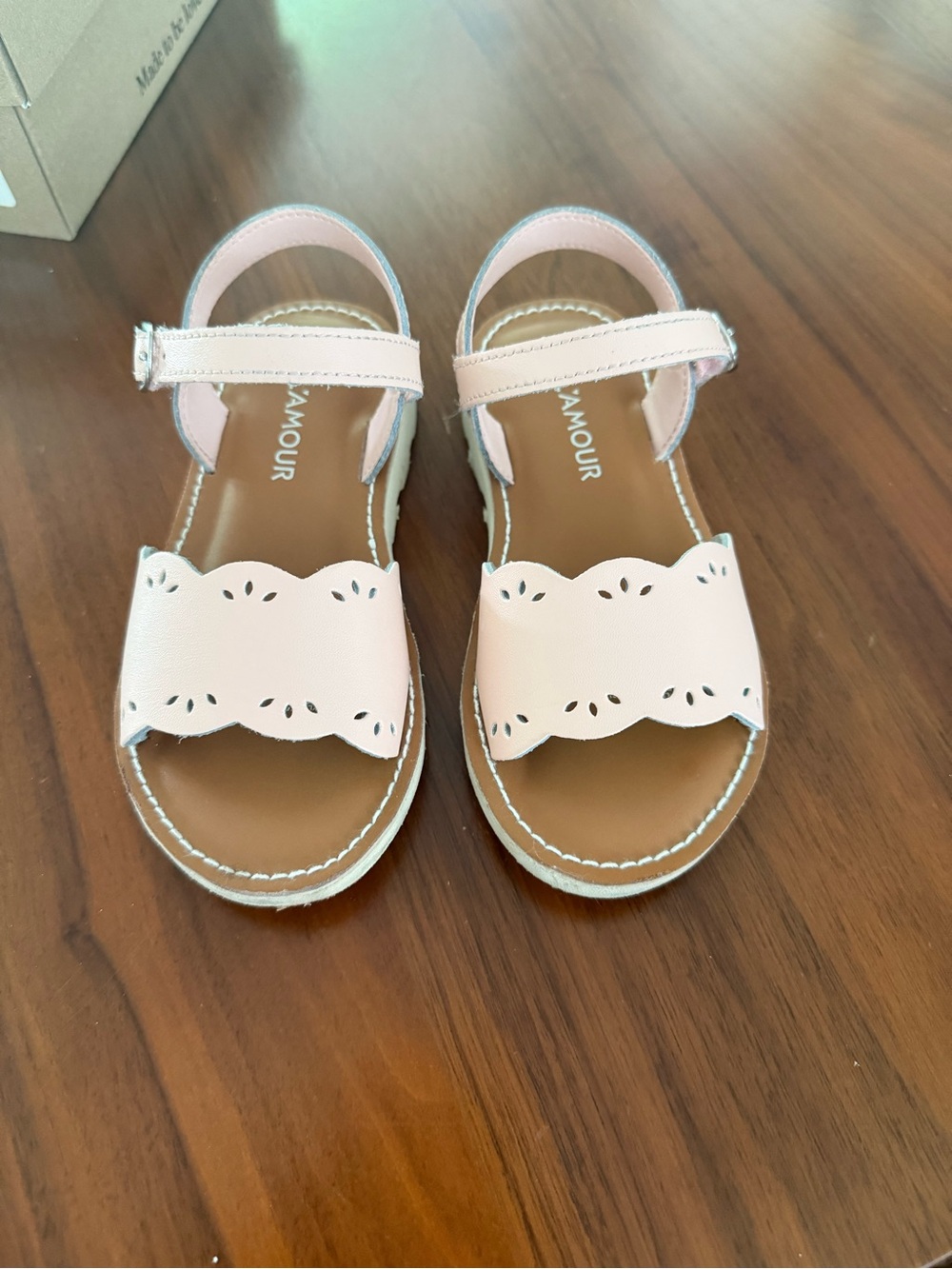 L'Amour Girls Light Pink Scalloped Strap Sandals